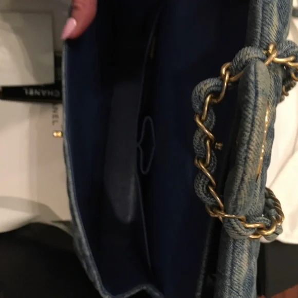 Chanel Classic 💙💙 Denim Flap Bag - exclusive collector piece!! ❌SOLD❌ - Picture 5 of 7